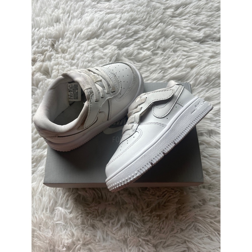 Nike Force 1 Low EasyOn Sneakers